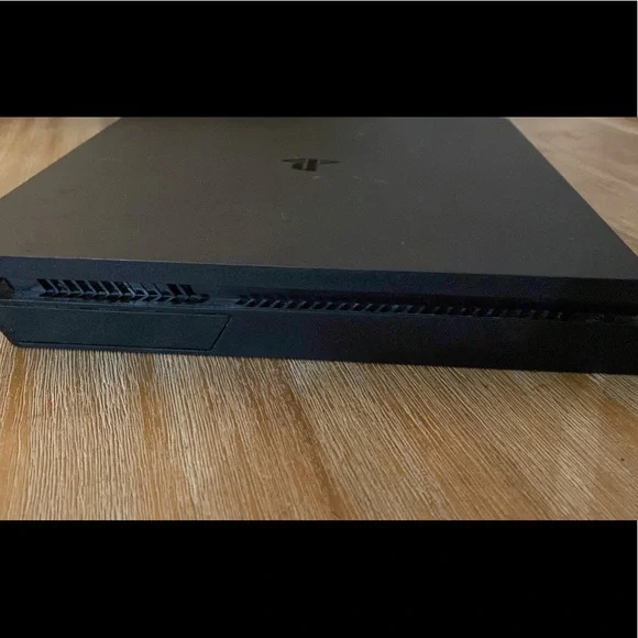 Ps4 With Games And Gaming Headset